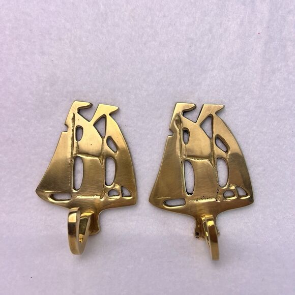 Other - Vintage Brass Sailboat Wall Hooks Set of 2 Nautical Coastal Decor Gold